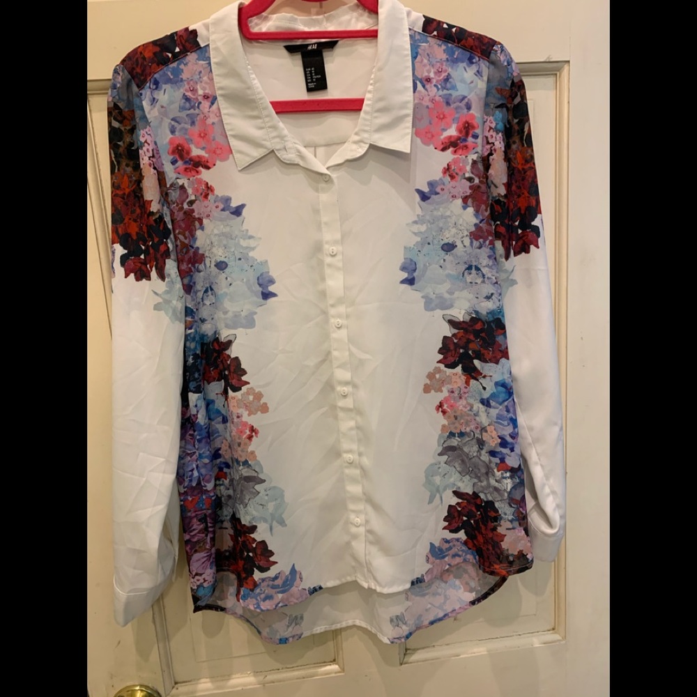 H&M button down floral shirt